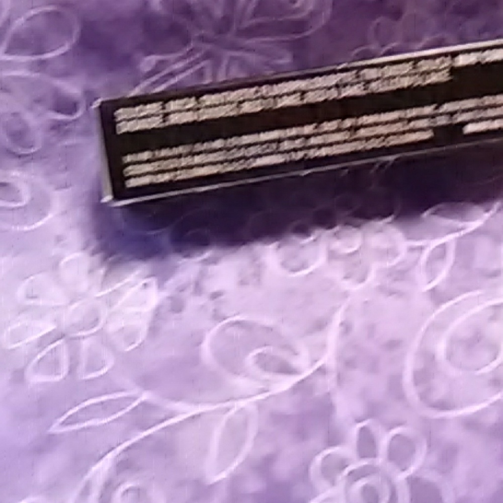 Mary Kay - Picture 3 of 4